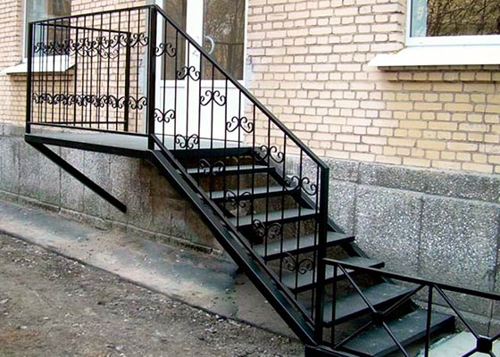 Идеи оформления и отделки крыльца частного дома