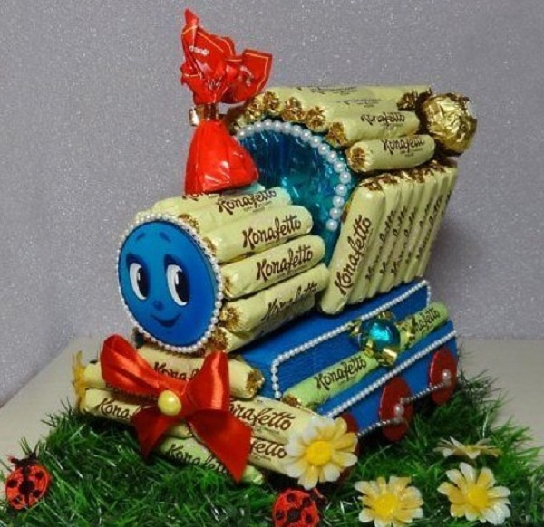 Новогодние подарки из конфет: классные поделки из конфет на Новый год