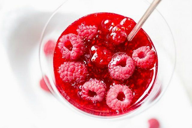 12 рецептов невероятно вкусного малинового варенья на зиму