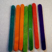 Палочки от мороженого, окрашенные в разные цвета — незатратый и наглядный вариант маркировки