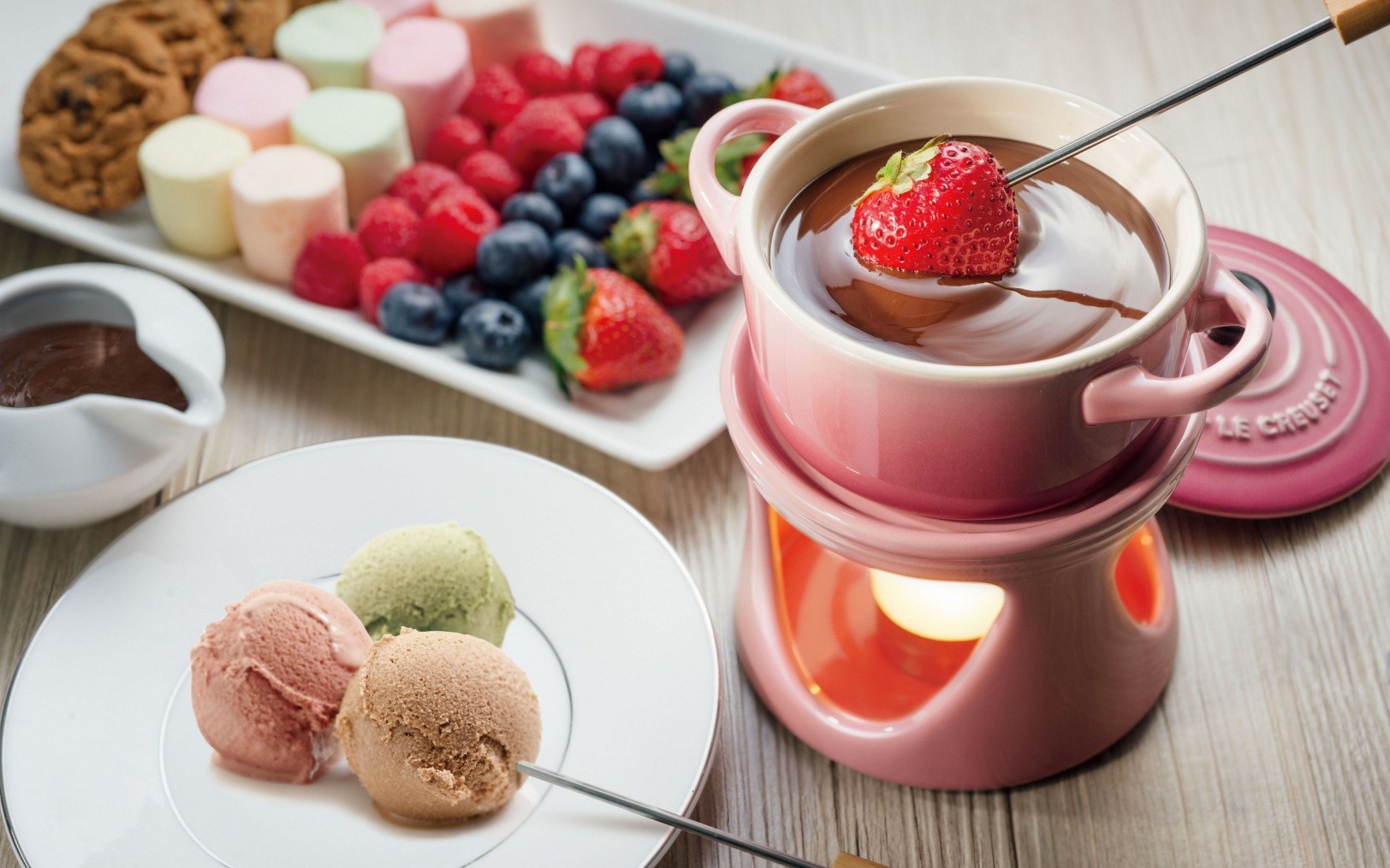 https://sdokktis.ru/pluginfile.php/1651/course/overviewfiles/chocolate-fondue-fruit.jpg