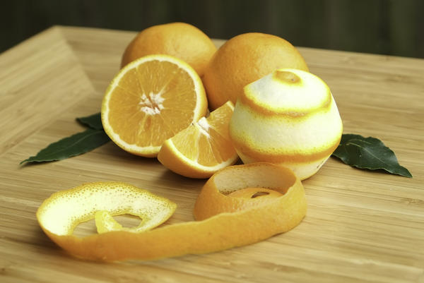 Апельсиновые корки: варианты применения на даче