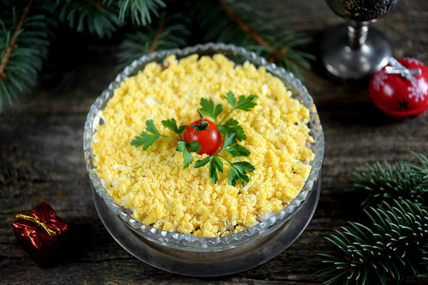 Рецепт салата может быть совсем простым, но при этом вкусным